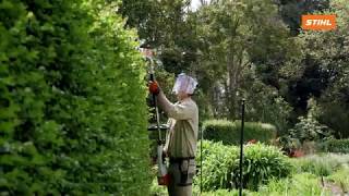 Pro Tips: How to Trim Hedges in Spring with Matt & Alex From The Royal Botanic Gardens Victoria