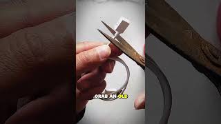 DIY Lamp Fix Hack Using a Phone Charger?! ⚡💡#diy #lifehacks