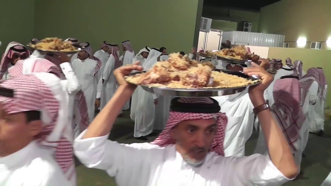 إعداد العشاء في الزواج الجماعي بقبيلة المذاكير 1438هـ