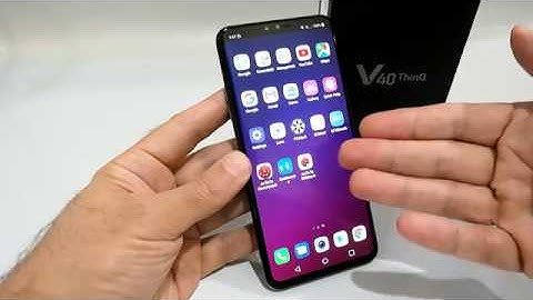 LG V40 ThinQ Hands-On Preview - 5 Cameras!