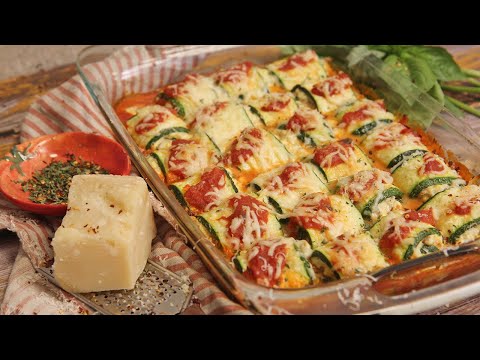 Video: How To Make Zucchini Rolls With Sauce In The Oven