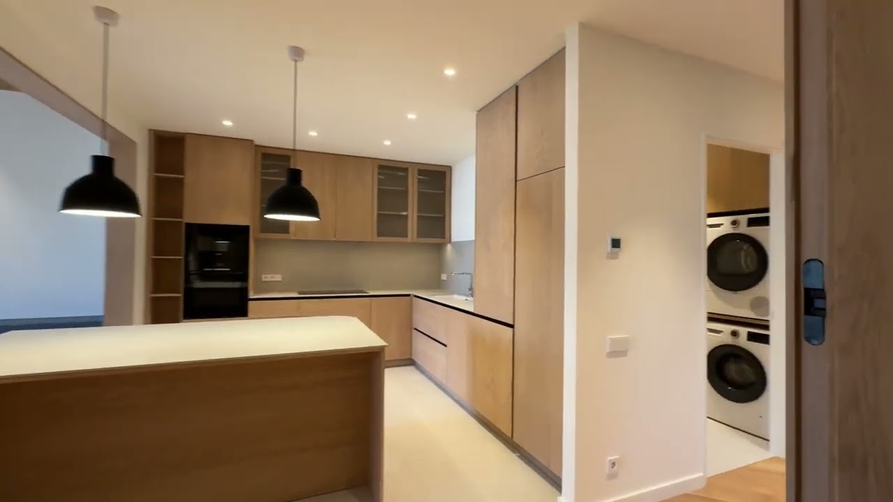 Elegant Eixample Gem in the Golden Square