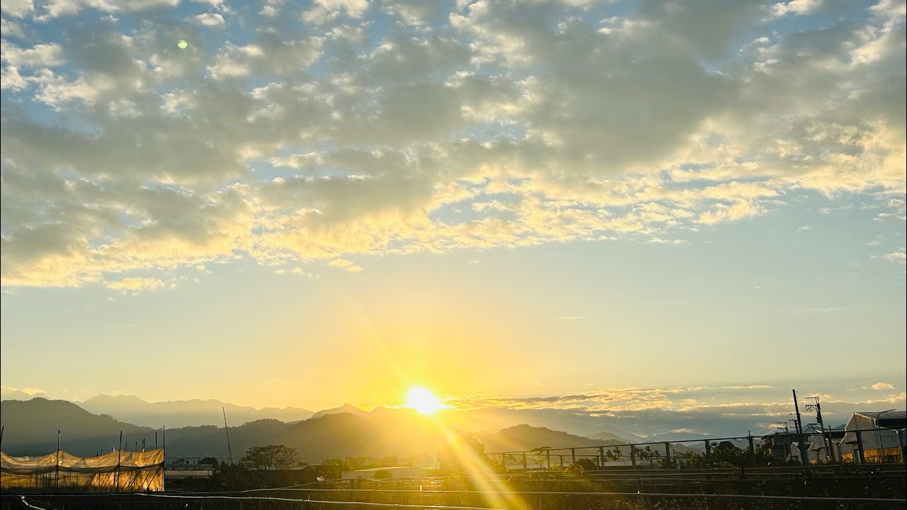 Beans boy is live! I  love Sunrise let wait ?!!  day17