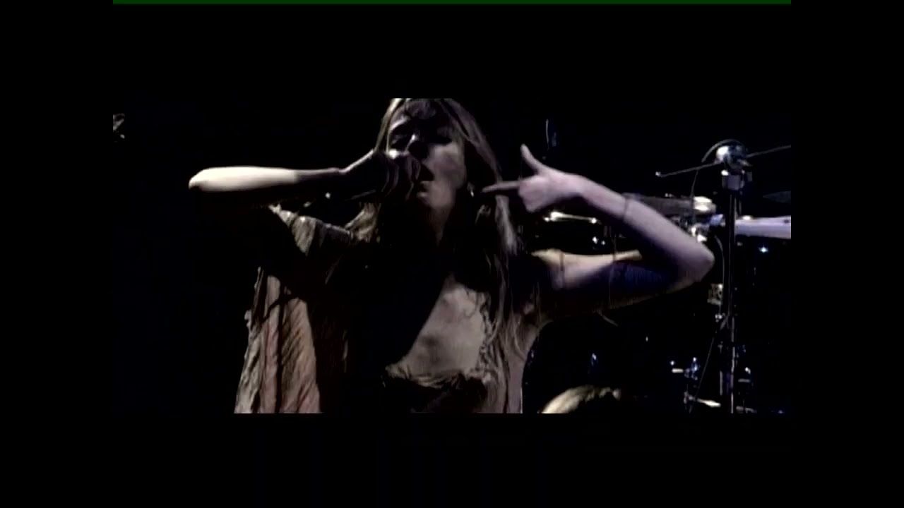 Queen Adreena / Cold Fish + Pull Me Under (live)
