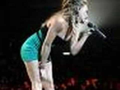 Hillary Duff's Private Photos: Leaked Online