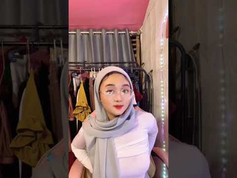 live bigo hijab hot part 1 🥰😋 #tranding #hijabers #pelajar #buguru #bigolive #tanktop