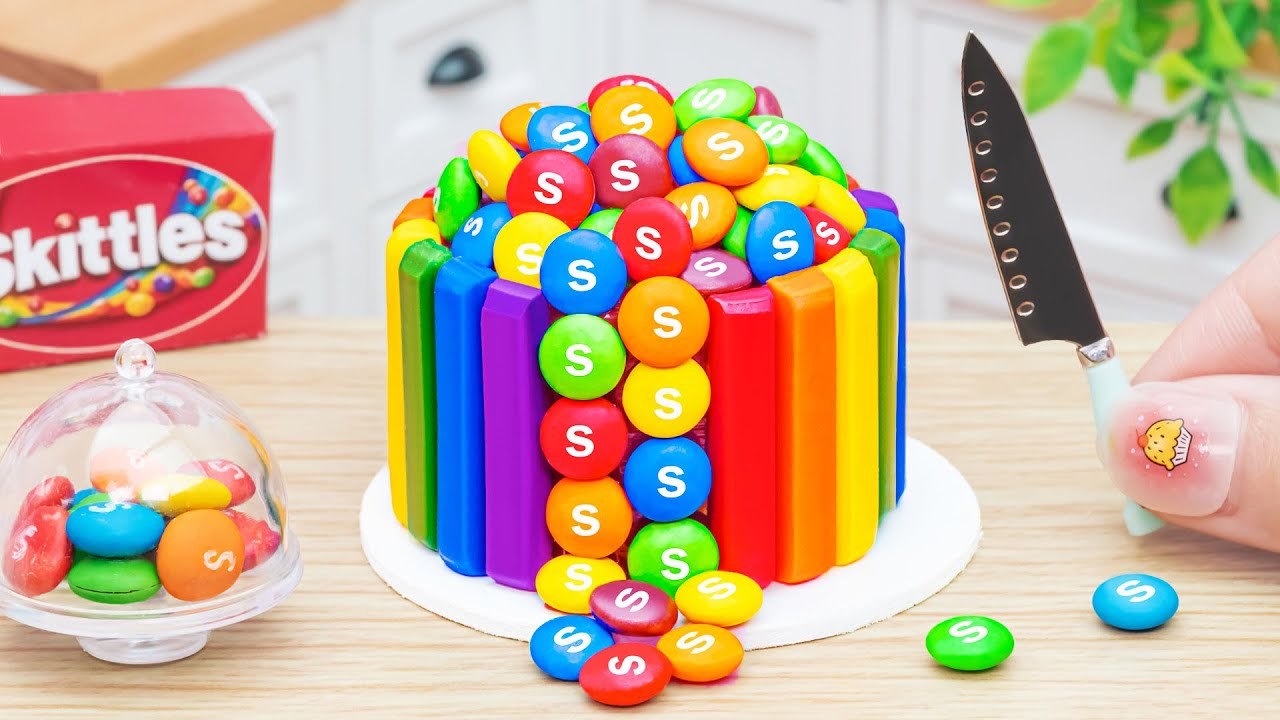 Perfect Rainbow KitKat Skittles M&M Chocolate Cake🌈🍰1000+ Satisfying ...