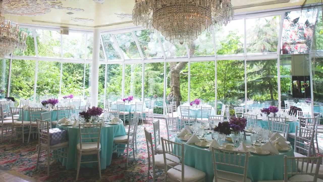 Resin Chiavari Chairs from BanquetChairsXpress com