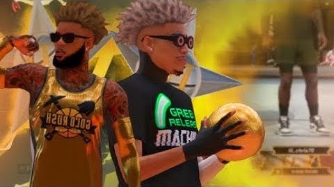 CARRYING THE TOP REP PLAYER IN NBA2K20?????| BEST CENTER BUILD IN NBA2K20