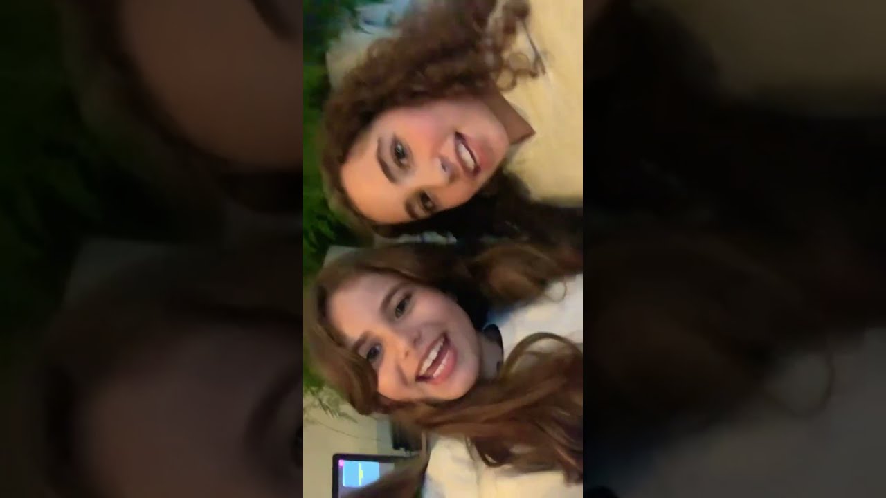 Just Vibinn With My Gals Hxnnxh 130 Elliekaye