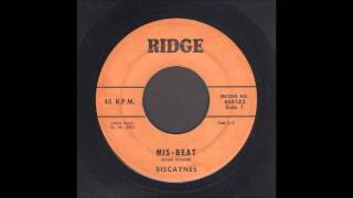 Video thumbnail of "The Biscaynes - Mis-Beat - Rockabilly Instrumental 45"
