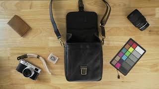 MegaGear Torres Mini Top Grain Leather Unisex Design Camera Messenger Bags