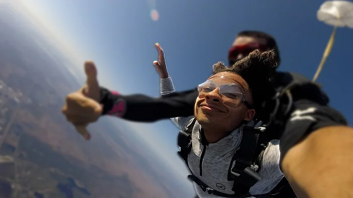 I JUMPED OUT OF A PLANE!!