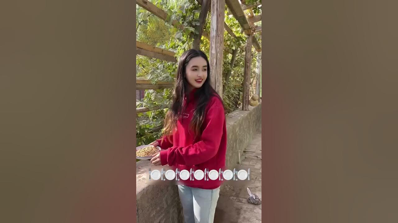 Ayollar onanizm video onlayn Sariq oqituvchi porno