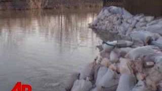 Midwest Fights Spring Floods
