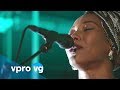 Fatoumata Diawara - Fenfo (live @TivoliVredenburg Utrecht)