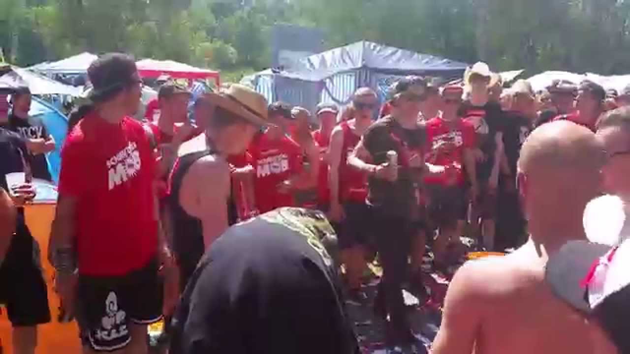 SCHMUTZKI MOB IM PARK - Rock im Park 2015 - Zeltplatz