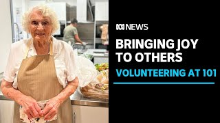 Volunteer shares not-so-secret advice for happiness at 101-years-old | ABC News