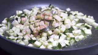 Recette facile : Courgette, Tomate, Oignon et Blanc de Poulet