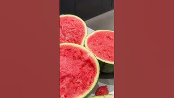 Skill in cutting watermelon with sharp tools #farming #shorts