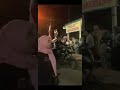 REPLIKA ORANG SEDANG MEMBATIK &amp; ORANG MEMABAWA KAIN MORI