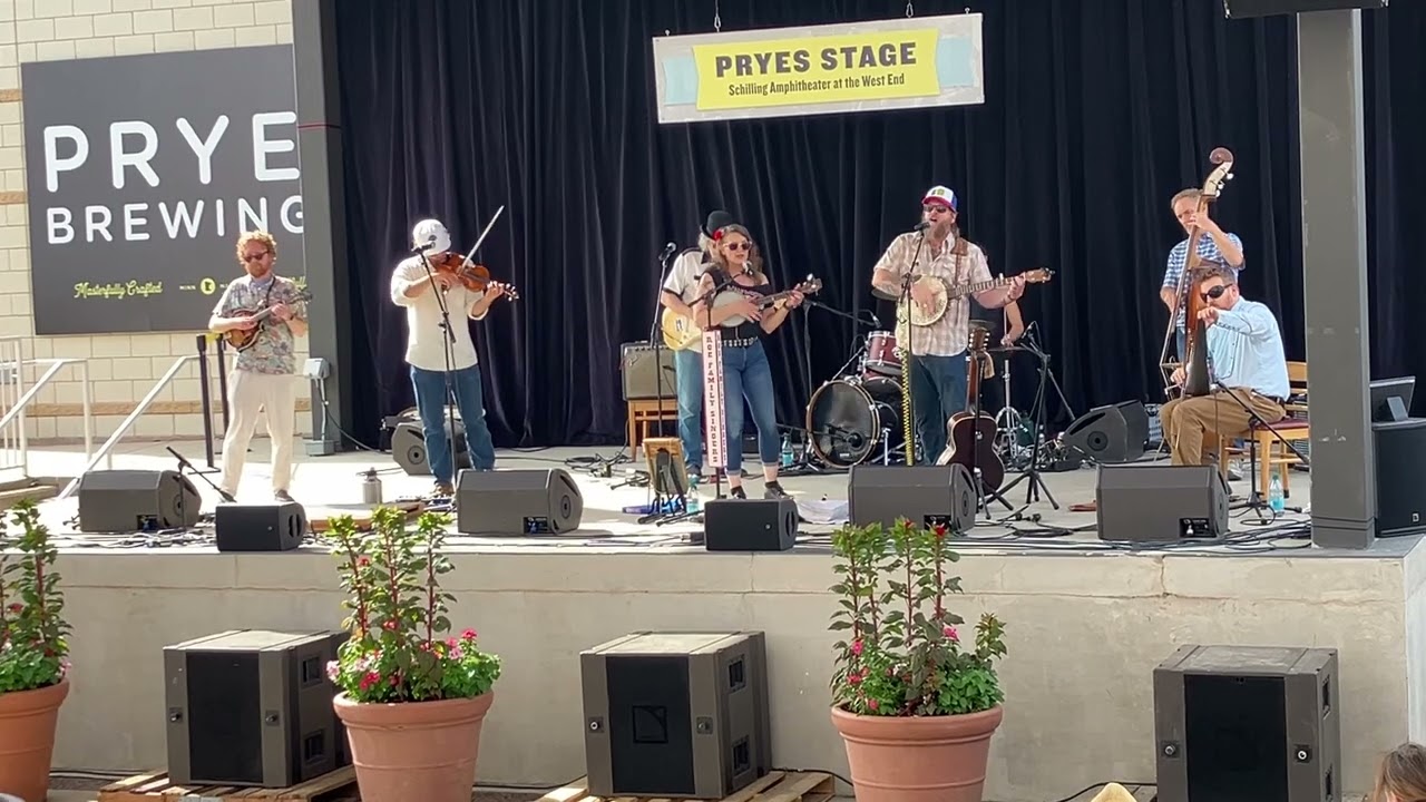Roe Family Singers live. The Road Is Rocky. Pryes Stage Minnesota State Fair, Falcon Heights 8/28/26