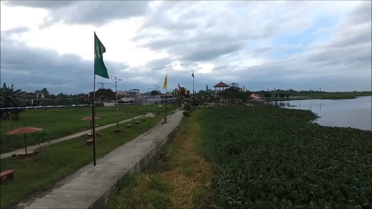 Angono Lakeside Park (WAWA) Dec 2016 YouTube