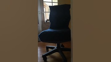 OUR HOUSE IS HAUNTED (CHAIR MOVED BY ITSELF)