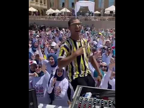 اقوي حفله مهرجان مصاحبش فرافير حتي لو راكبيت فيراااااري