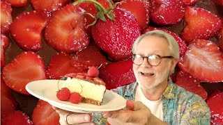 KETO NEW YORK CHEESECAKE w/STRAWBERRIES & CHOCOLATE: LCHF BDAY DESSERT