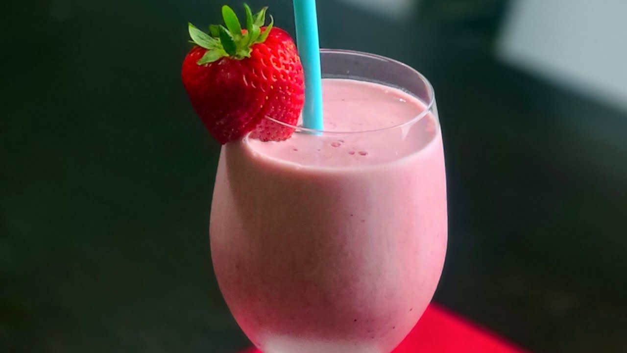 smoothies-in-the-ninja-blender - Savvy Sassy Moms