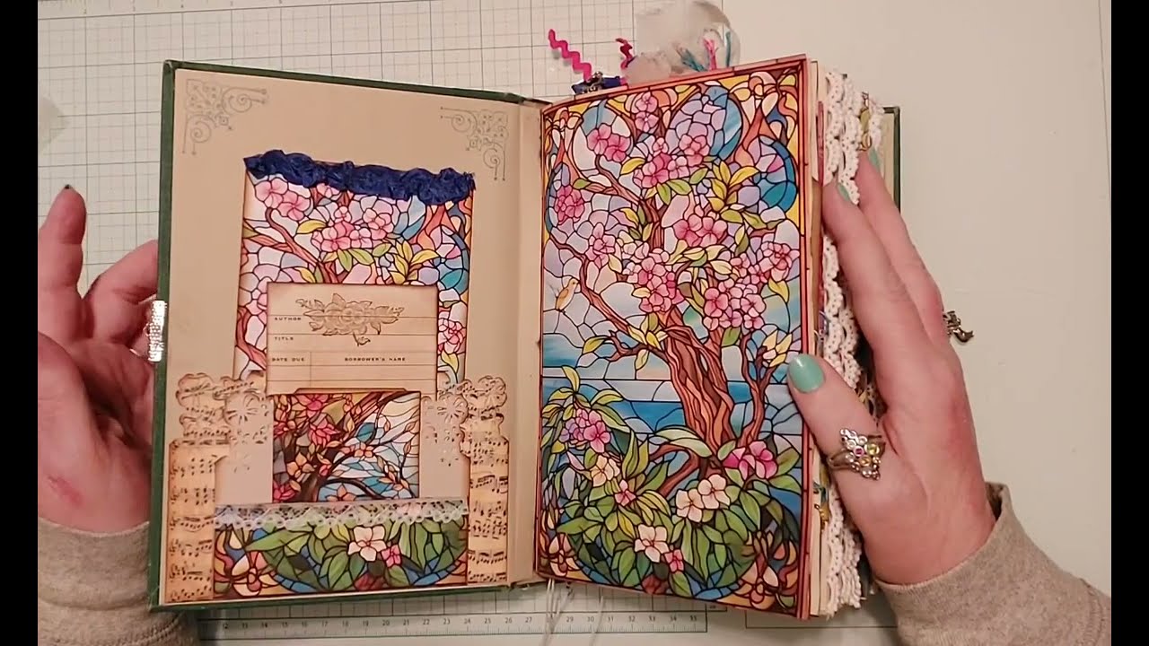 Stained Glass Junk Jurnal flip through.