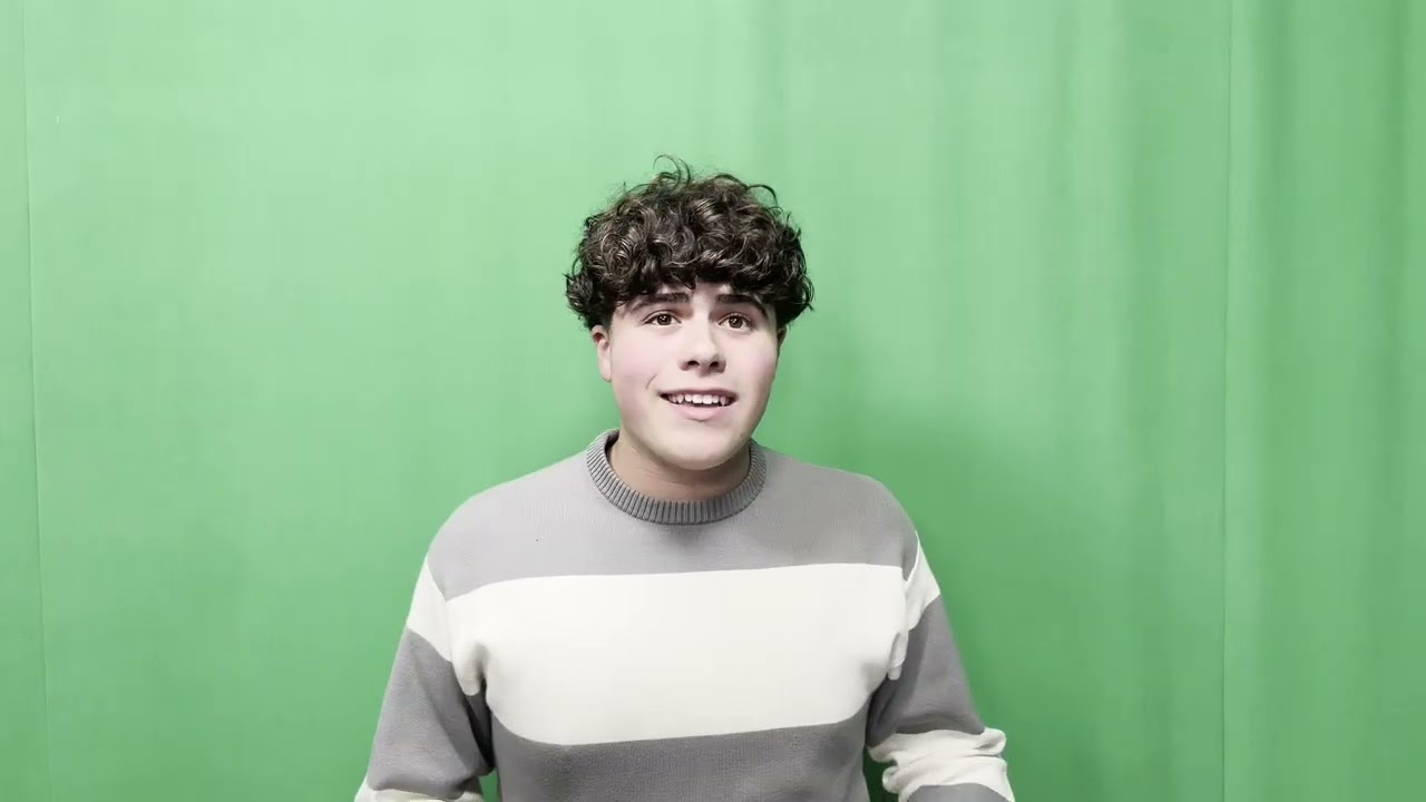 Lucas Pereira sings 'Sailing' preview