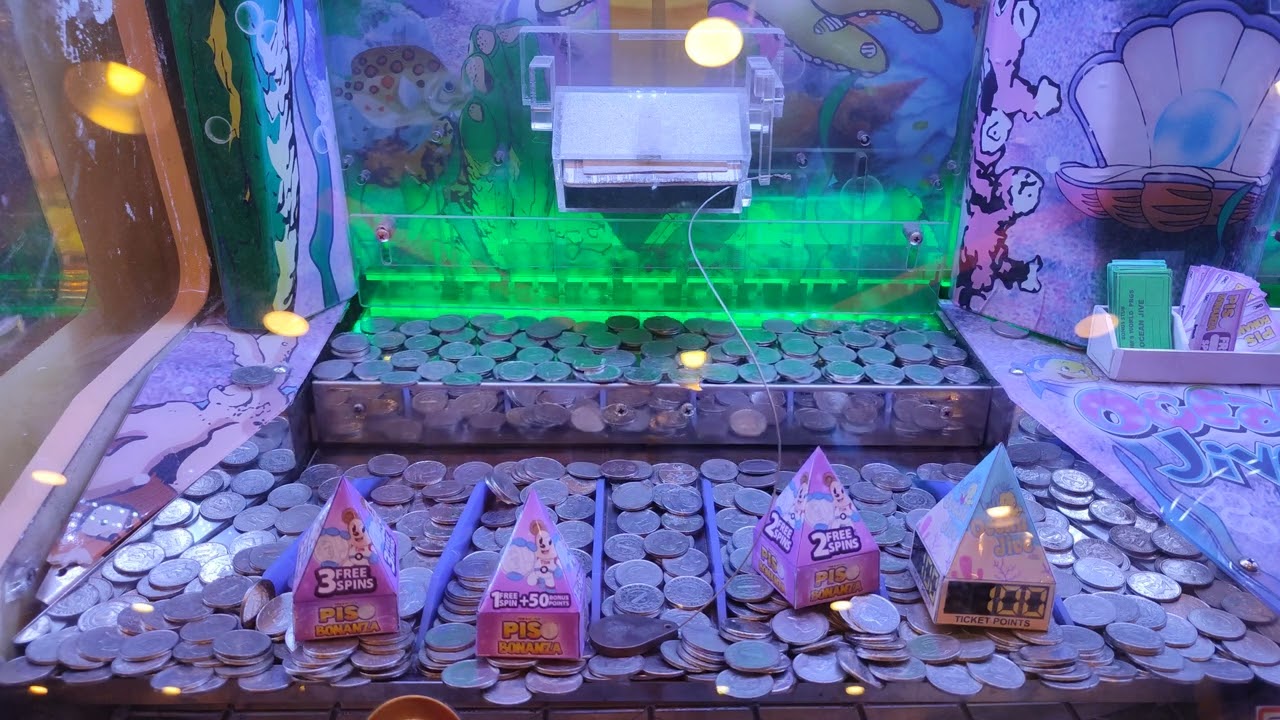 (Part 6/10) Ocean Jive 1 peso Coin Pusher!