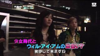 2011 MAMA backstage - Taeyeon & Tiffany (SNSD) greeting will.i.am & apl.de.ap (Black Eyed Peas)