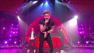 One Direction Performs Kiss You - THE X FACTOR USA 2012 Resimi