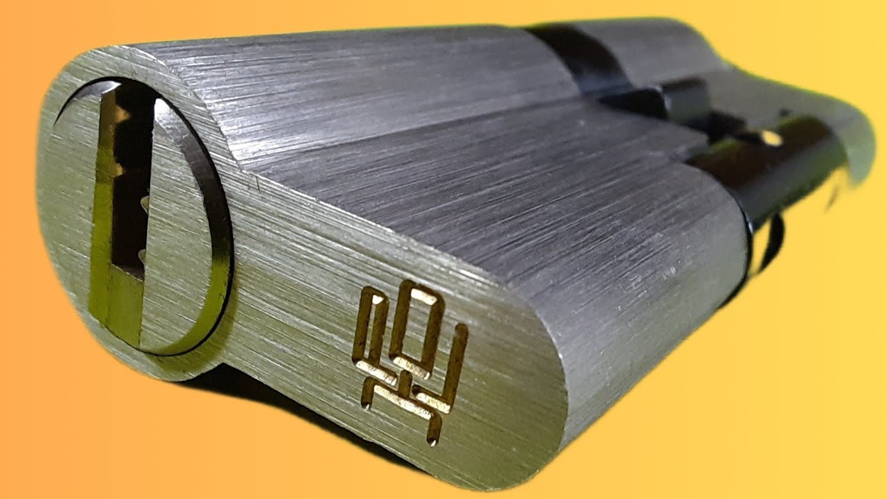 [220] Как Вскрыть без ключа замок Poddedly K - series - YouTube