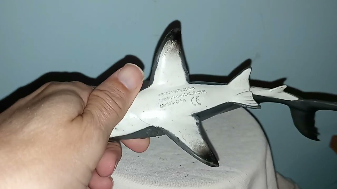 Great White Shark  Toy Review