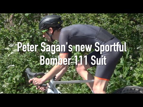 Vídeo: Peter Sagan, companys, Specialized i Sportful signen amb Team TotalEnergies