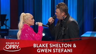 Blake Shelton and Gwen Stefani - 