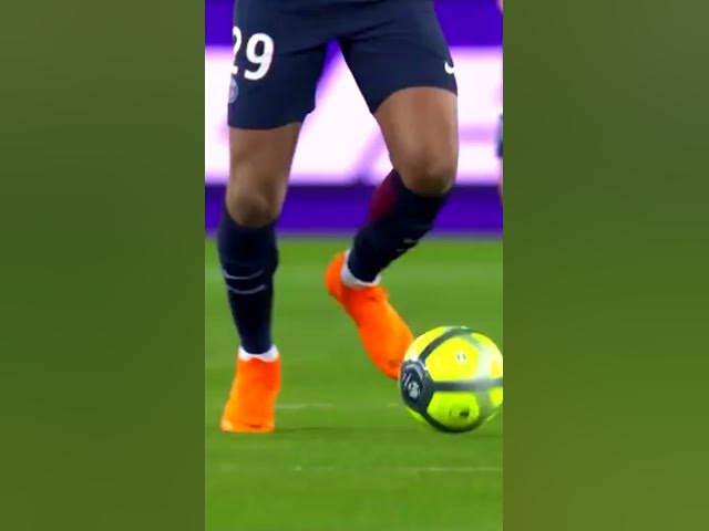 WHY Mbappe is so FAST (and what you learn)