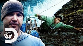 Risking Everything For Gold In The Chute | Gold Rush: White Water