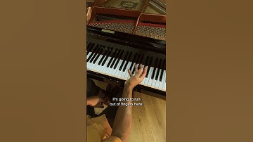 Thumbnail of Alexis Ffrench - Piano Weekly Tips #1 - Bluebird | Shorts
