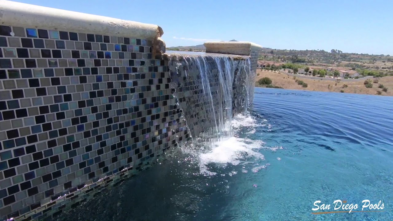 San Diego Pools - Ultra Modern Zero Edge Pool and Spa