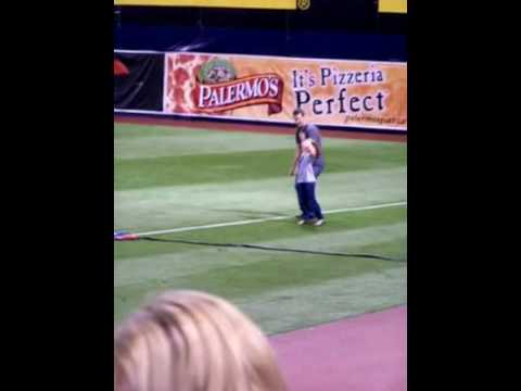 Longer version of Kevin dancing with RA Dickey's k...