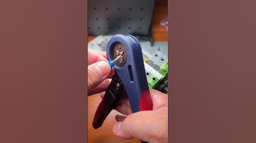 048 - Kìm bấm cos vuông tiếp diện 10mm2 SFT-10S hỗ trợ đấu nối dây điện an toàn chuyên nghiệp.