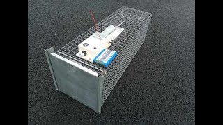 Caisse-trappe télécommandée pour chat errant TRAP-tronic TT2  avec effaroucheur