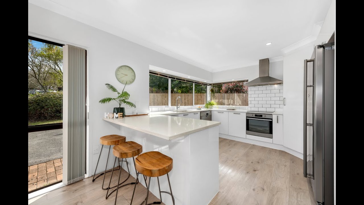 26 Parramatta Place, Botany Downs, Auckland 2010