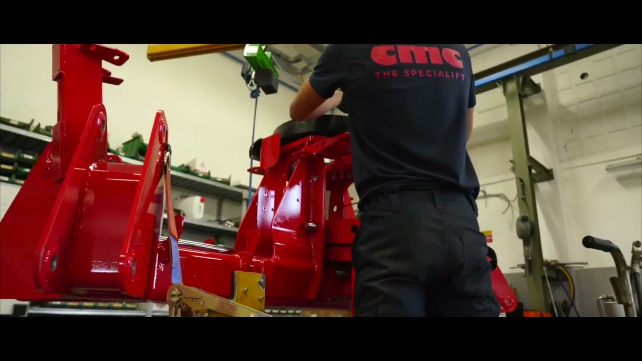 Unsere hochmoderne CMC Produktion in Bari, Italien