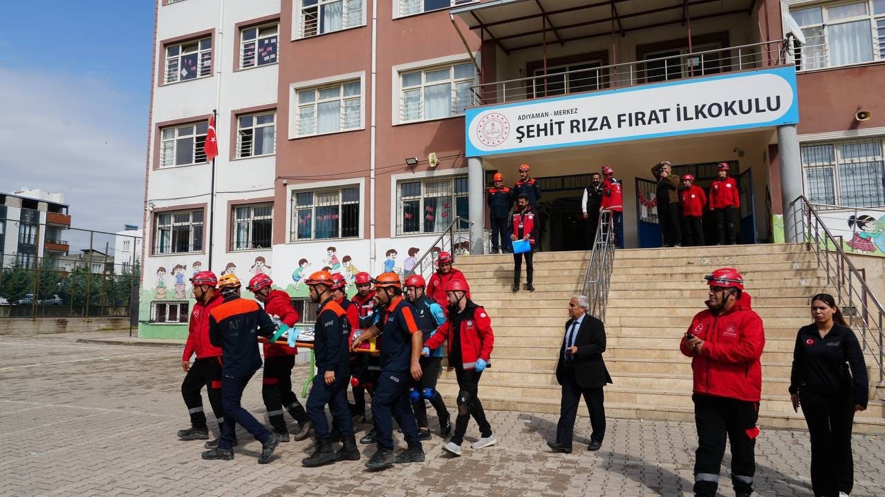 Adıyaman’da Dünya Afet Risklerini Azaltma Günü’nde tatbikatlar yapıldı